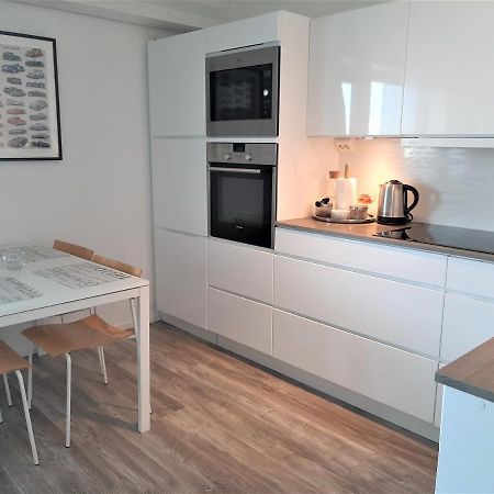 Seaside Downtown Apartment With Private Parking Helsinki Exterior photo
