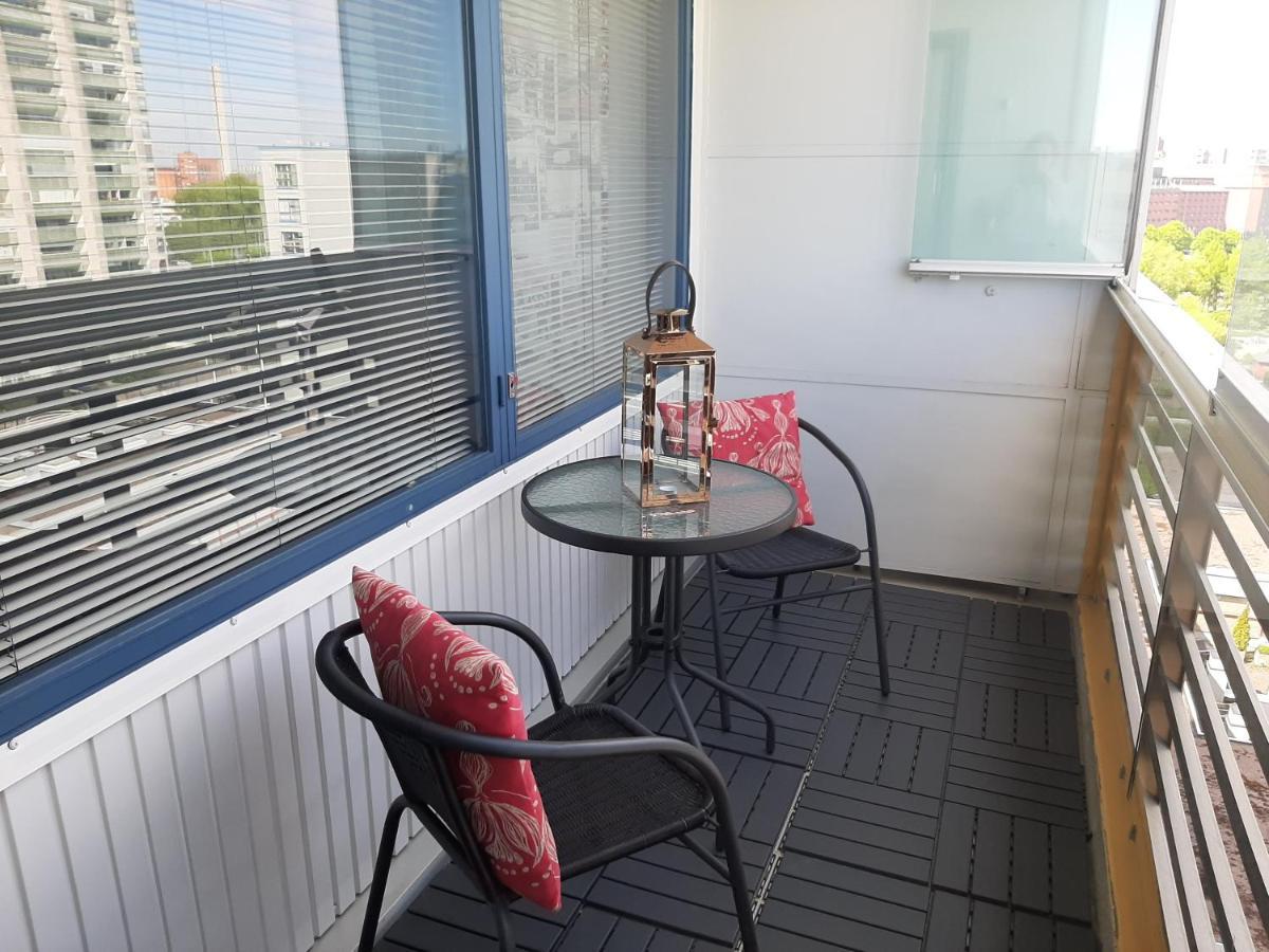 Seaside Downtown Apartment With Private Parking Helsinki Exterior photo